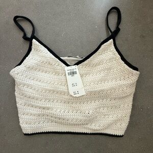 Abercrombie & Fitch Cream and Black Knit Crop Top